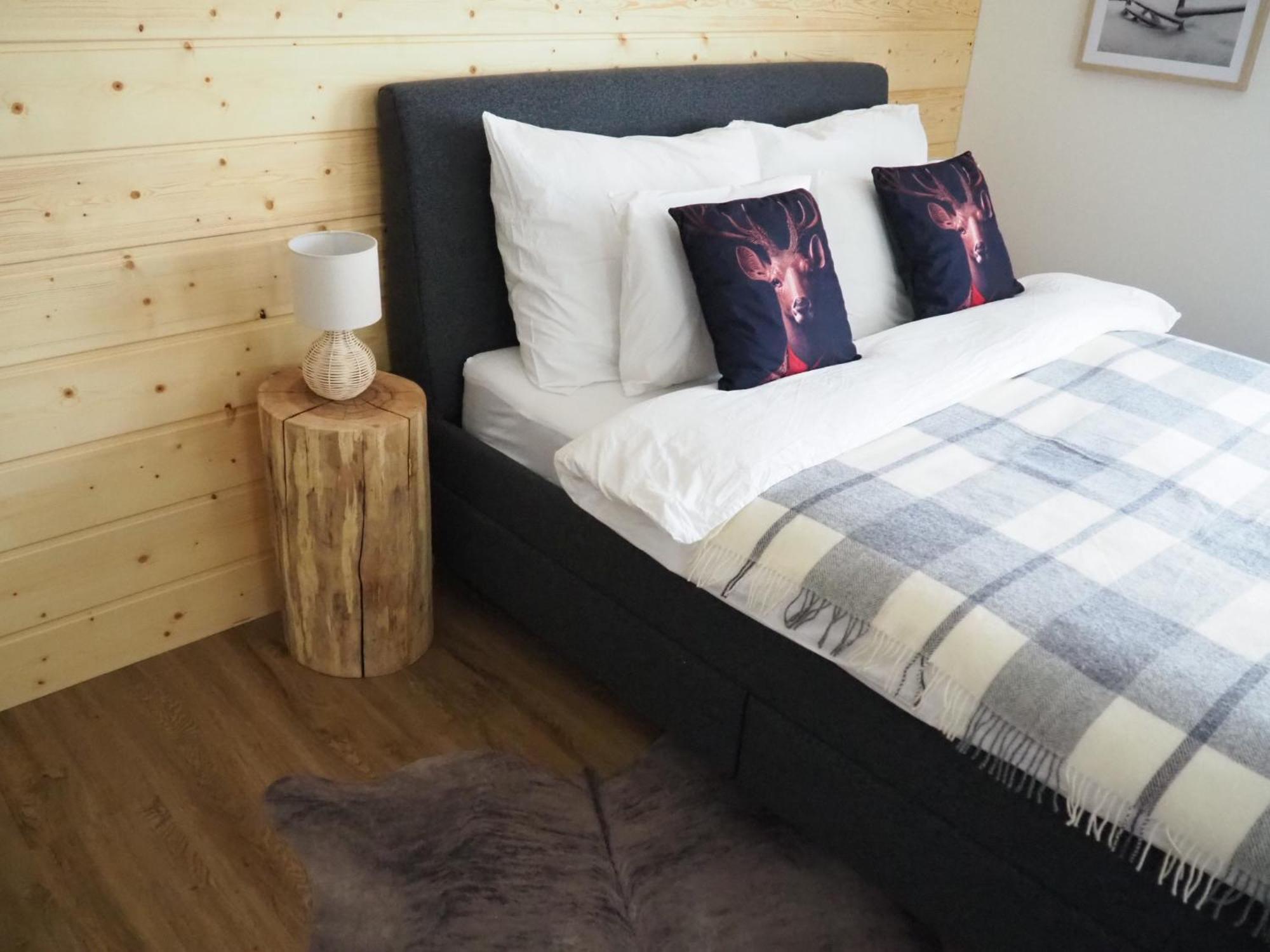 My Deer Apartment デシュトネー・フ・オルリツキーフ・ホラーフ エクステリア 写真
